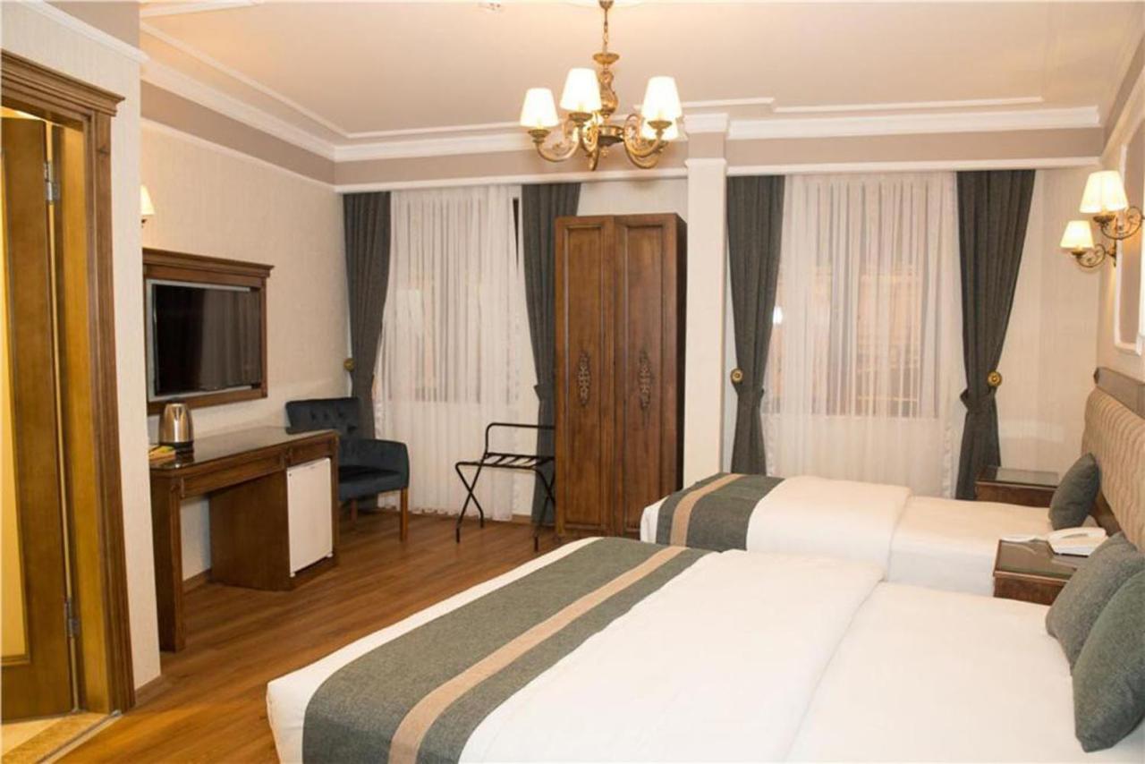 Ahmet Efendi Konagi Hotel Istanbul Luaran gambar A room at the hotel