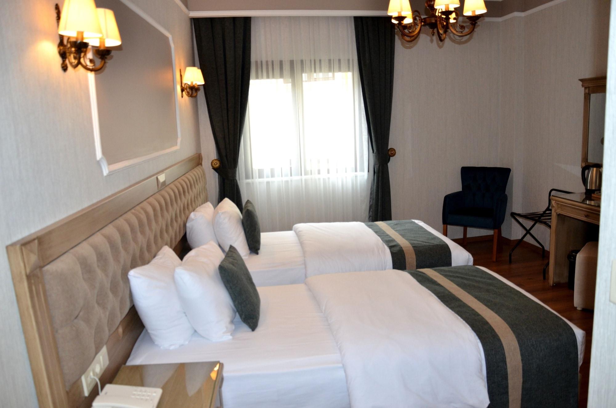 Ahmet Efendi Konagi Hotel Istanbul Luaran gambar A room at the hotel