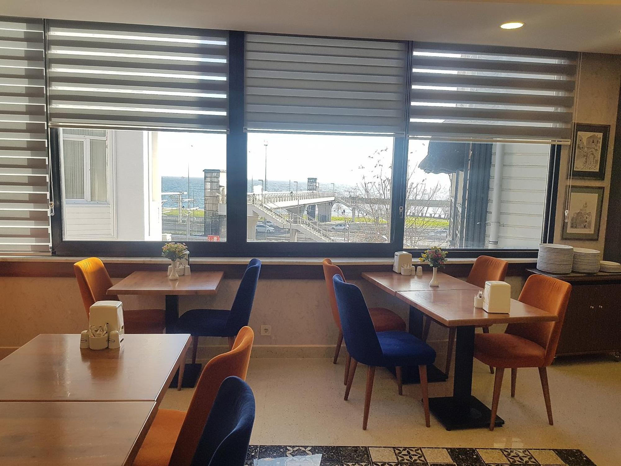 Ahmet Efendi Konagi Hotel Istanbul Luaran gambar The interior of the restaurant