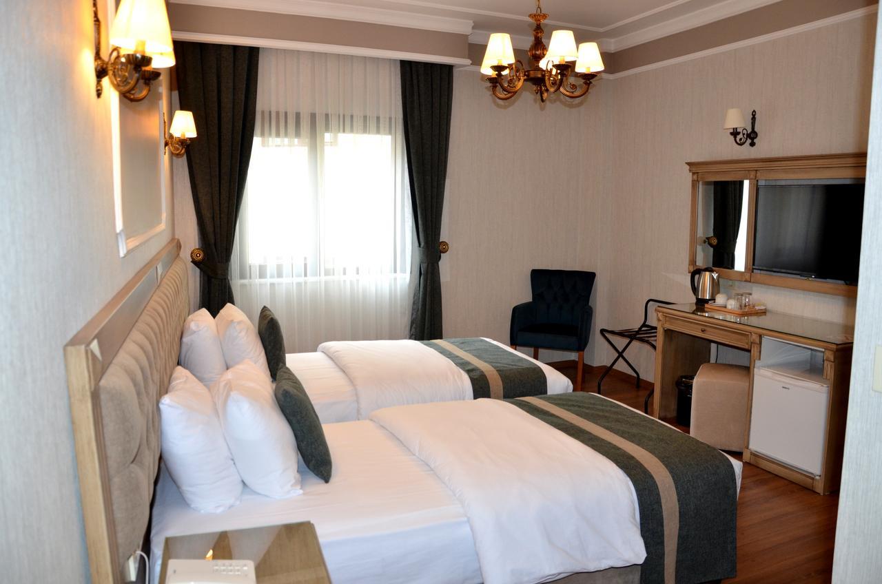 Ahmet Efendi Konagi Hotel Istanbul Luaran gambar A room at the hotel