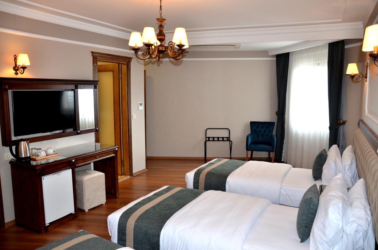 Ahmet Efendi Konagi Hotel Istanbul Luaran gambar A room at the hotel